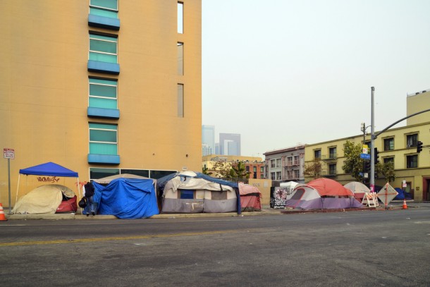 tent homeless 3